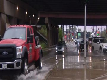 El Condado de Cook extendió su advertencia de inundación hasta las 6:30 pm. Foto captura CBS2 Chicago
