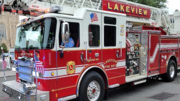 El fuego ardía  en un edificio de gran altura en el barrio de Lakeview. Foto Lakeview Fire Department