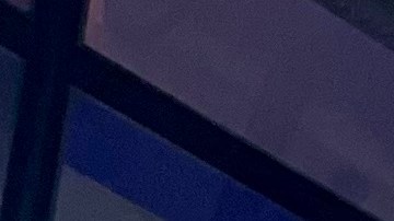 José Sánchez junto con sus compañeros de trabajo frente al Hotel Kinzie de Chicago. (Cortesía UNITE HERE Local 1)