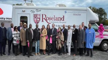 El Hospital Roseland Community está lanzando una "unidad móvil de mamografías" la cual brinda detección temprana de cáncer de seno. Foto cortesía extraída de Facebook Hospital Roseland Community