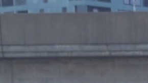 38 personas resultaron heridas, tres de ellas de gravedad tras un accidente que involucró a un tren de la CTA, cerca de la estación Howard, en el barrio de Rogers Park. Foto cortesía CFM