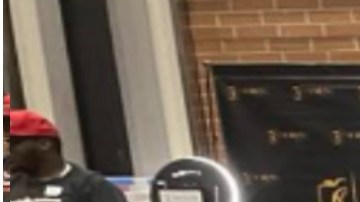 ‘Strides for Peace’ recibió a casi 50 organizaciones sin fines de lucro de todos los rincones de Chicago para su primera exposición sobre prevención de la violencia armada. Foto cortesía Chicago Adventure Therapy