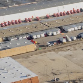 Vista aérea de la Planta de Alquitrán de Carbón de Koppers en la frontera entre Stickney y Cicero, Illinois, en la Avenida Laramie el 25 de noviembre de 2023. (Cortesía Jesus J. Montero / Cicero Independiente)