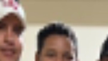 La tienda está dirigida por voluntarios de El Árbol, que ayudan a los solicitantes de asilo en Chicago. Foto extraída de la web del grupo de ayuda mutual El Árbol.