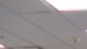 Los organizadores de ‘Peace Warriors’ llevan a cabo una capacitación sobre no violencia en North Lawndale College Pre. Foto captura CBS 2 Chicago