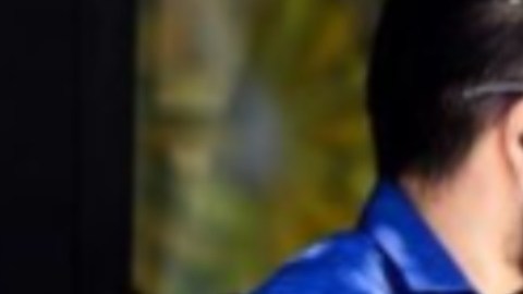 En Springfield, hay un proyecto de ley que está avanzando, el cual busca exigir que todos los trabajadores que reciben propinas reciban al menos el salario mínimo estatal.