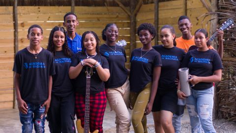 La dominicana Academia de Bachata, escuela única en su género, se presentará en Chicago. (Cortesía ILCC)