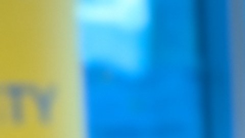 Estudiantes hispanos crean robots en el evento anual STEM Labs de ComEd. (Cortesía ComEd)
