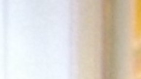 Las líderes latinas Emma Lozano y Cecilia García al pedir al gobernador Pritzker el perdón para cinco veteranos que fueron deportados. (Antonio Zavala / La Raza)