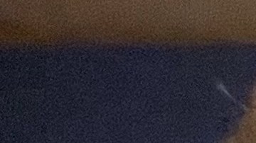 René Arceo trabajando en un grabado en su estudio en Chicago. (Cortesía René Arceo)