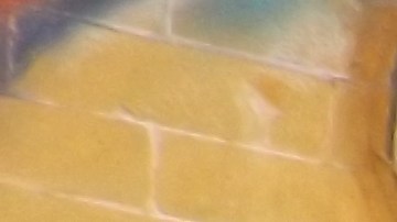 Segmentos del mural en honor de los inmigrantes creado por el artista Roberto Ferreyra en el muro de un edificio ubicado en la Avenida Kildare y la Calle 26, en La Villita, Chicago. (Antonio Zavala / La Raza)