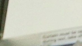 El papa Francisco con un sombrero de charro mexicano durante el vuelo que lo llevó a una gira por América Latina.