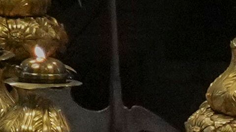 El cuerpo del papa Francisco recibe el homenaje de miles de fieles en la Basílica de San Pedro.