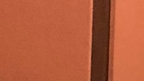 El concejal Bryan Sigcho-López, del Distrito 25 de Chicago, la cónsul general de México Reyna Torres Mendivil y Daylily Álvarez, directora de la Biblioteca Rudy Lozano en Pilsen. (Antonio Zavala / La Raza)