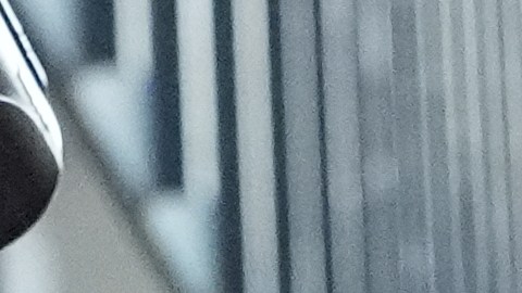 Gregory Bovino, jefe de la Patrulla Fronteriza al mando de las redadas de inmigración en Chicago, arriba a una corte para testificar sobre sus actividades ante una juez federal.