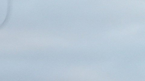 Manifestantes protestan contra las redadas de inmigración y el uso de fuerza que agentes federales han realizado en el área de Chicago.