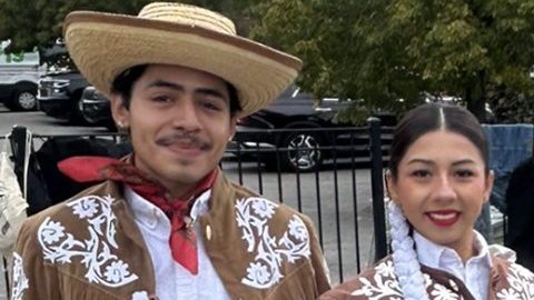 Algunos de los integrantes del Ballet Folklórico de Chicago. (Cortesía Ballet Folklórico de Chicago)