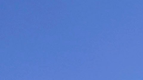 La Torre Trump en Chicago, propiedad de la empresa 401 N. Wabash LLC, aledaña al río Chicago.