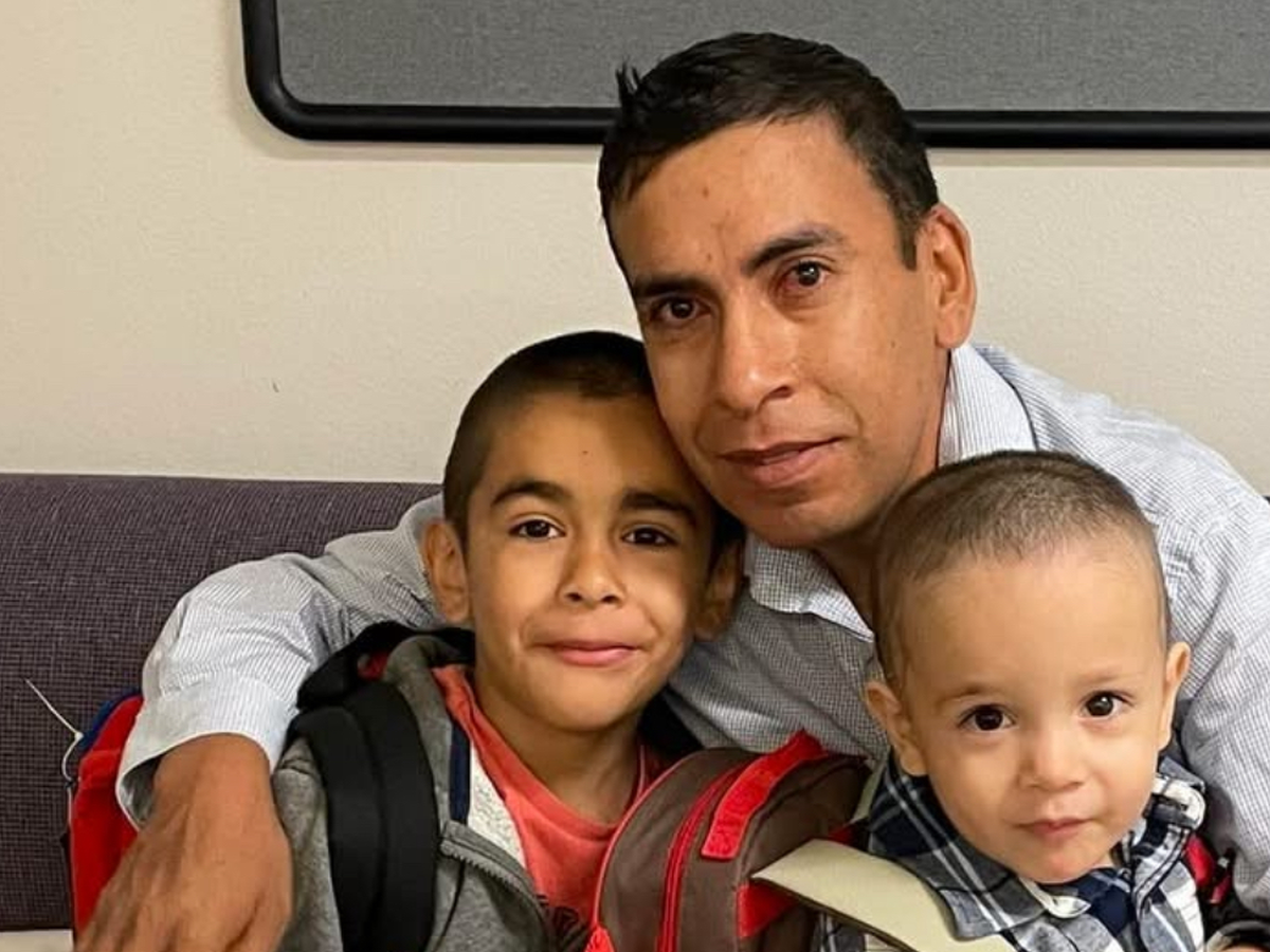 Familia de Silverio Villegas, inmigrante muerto en operativo de ICE en Chicago, reclama por tiroteo “ilegal”