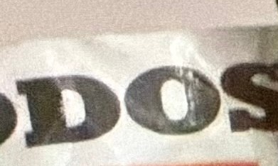 Javier Salas (izq.) y Artemio Arreola, dos de los líderes que participaron en la organización de las megamarchas pro inmigrantes de 2006 en Chicago, durante un diálogo al respecto el 10 de marzo de 2026 en Casa Michoacán. (Antonio Zavala / La Raza)