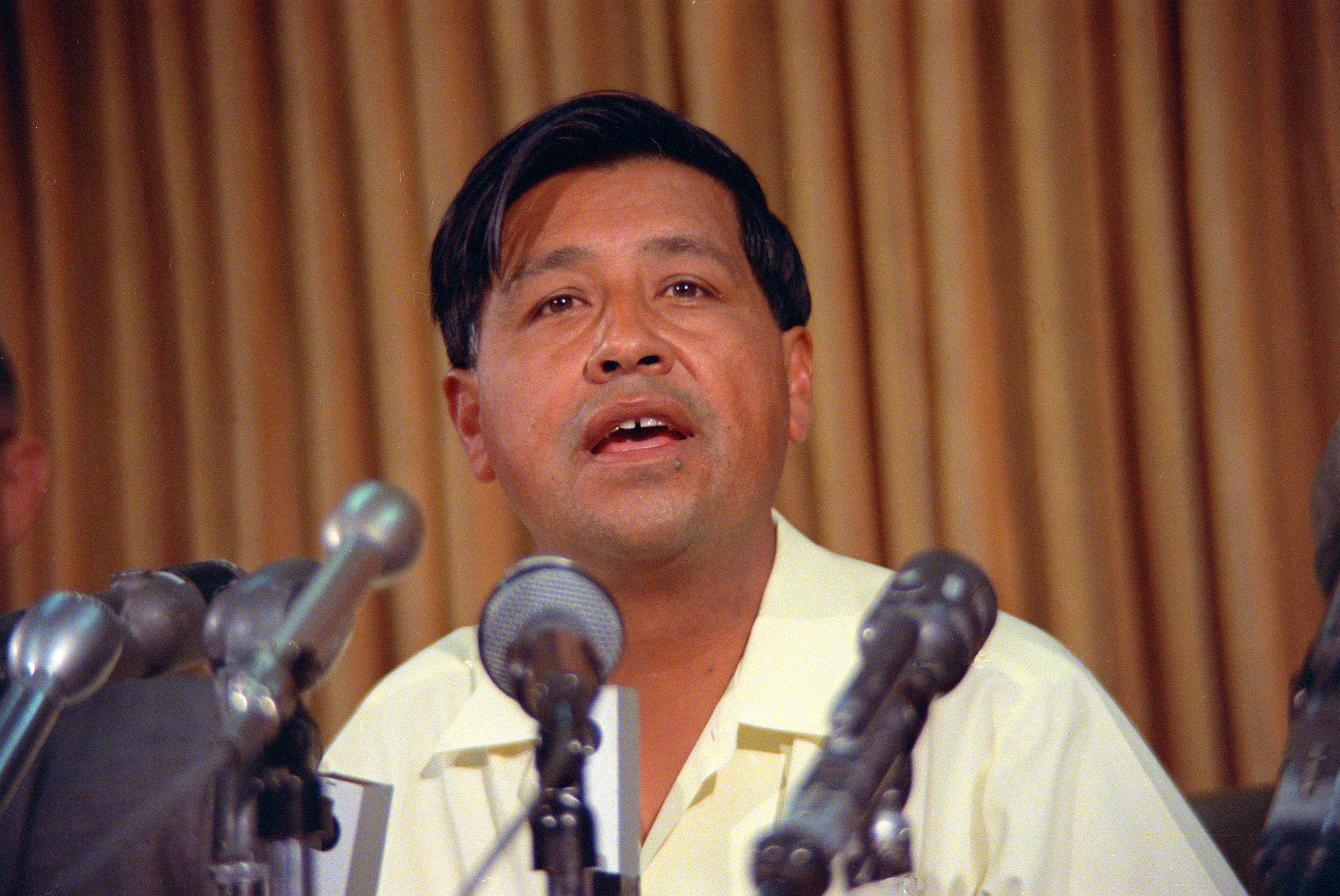 Alegaciones de abuso contra el finado líder César Chávez llegan a una corte en California