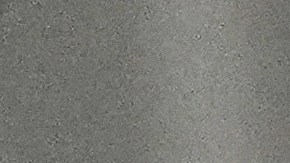 Yaoska, una solicitante de asilo embarazada de 32 años, consuela a su hijo de dos años. Ella esperaba en EEUU la resolución de su caso luego de que su esposo fue deportado a Nicaragua. (