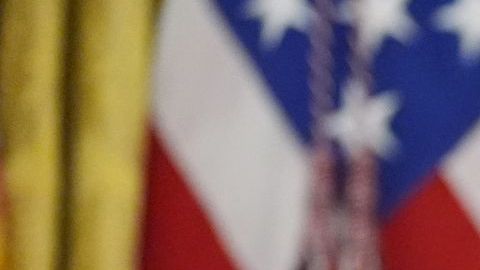 El presidente destacó la labor de ICE y la Patrulla Fronteriza durante la firma de la ley.