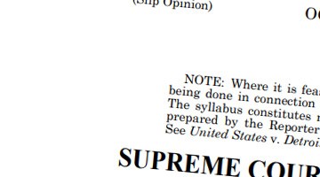 La Corte Suprema decidió sobre un caso que impacta a personas con Green Card.