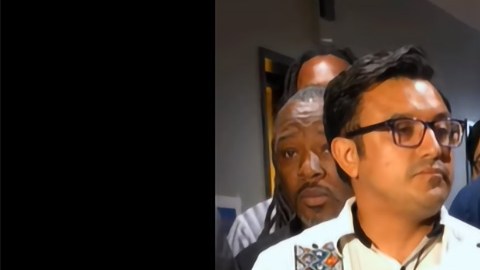 Byron Sigcho López y Mayra Macías hablaron con los medios luego de la decisión que los excluyó de la boleta de la elección del Cuarto Distrito Congresional de Illinois de noviembre de 2026. (Cortesía Andy Thayer / GrayStak Media)