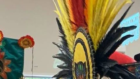 Danzantes aztecas, una viva tradición cultura. (Facebook/Casa Michoacán DuPage)
