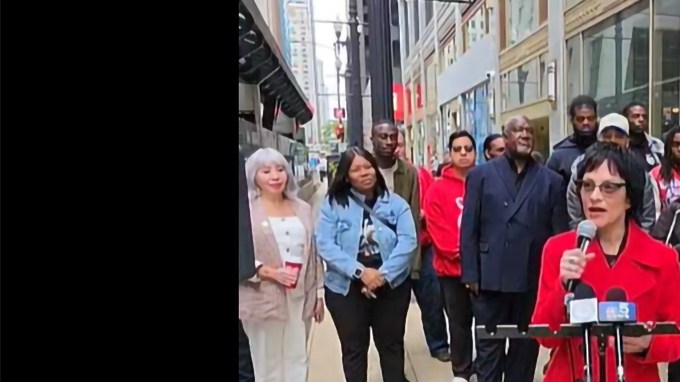 Líderes comunitarios y miembros del Sindicato de Maestros de Chicago (CTU) pidieron a la Junta de Educación que no se cierren escuelas públicas en la ciudad. (CTU/Facebook)